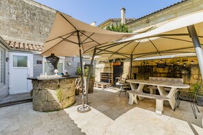 Terrace/patio - Les Chambres d'Ovaline (Saint-Émilion)