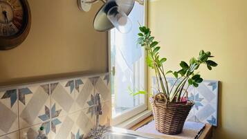 Suite (Vestiaire 3) | Eget tekjøkken | Kjøleskap og kaffetrakter/tekoker