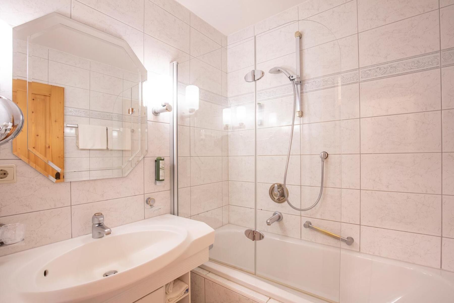 jetted bath, free toiletries, hair dryer, bathrobes