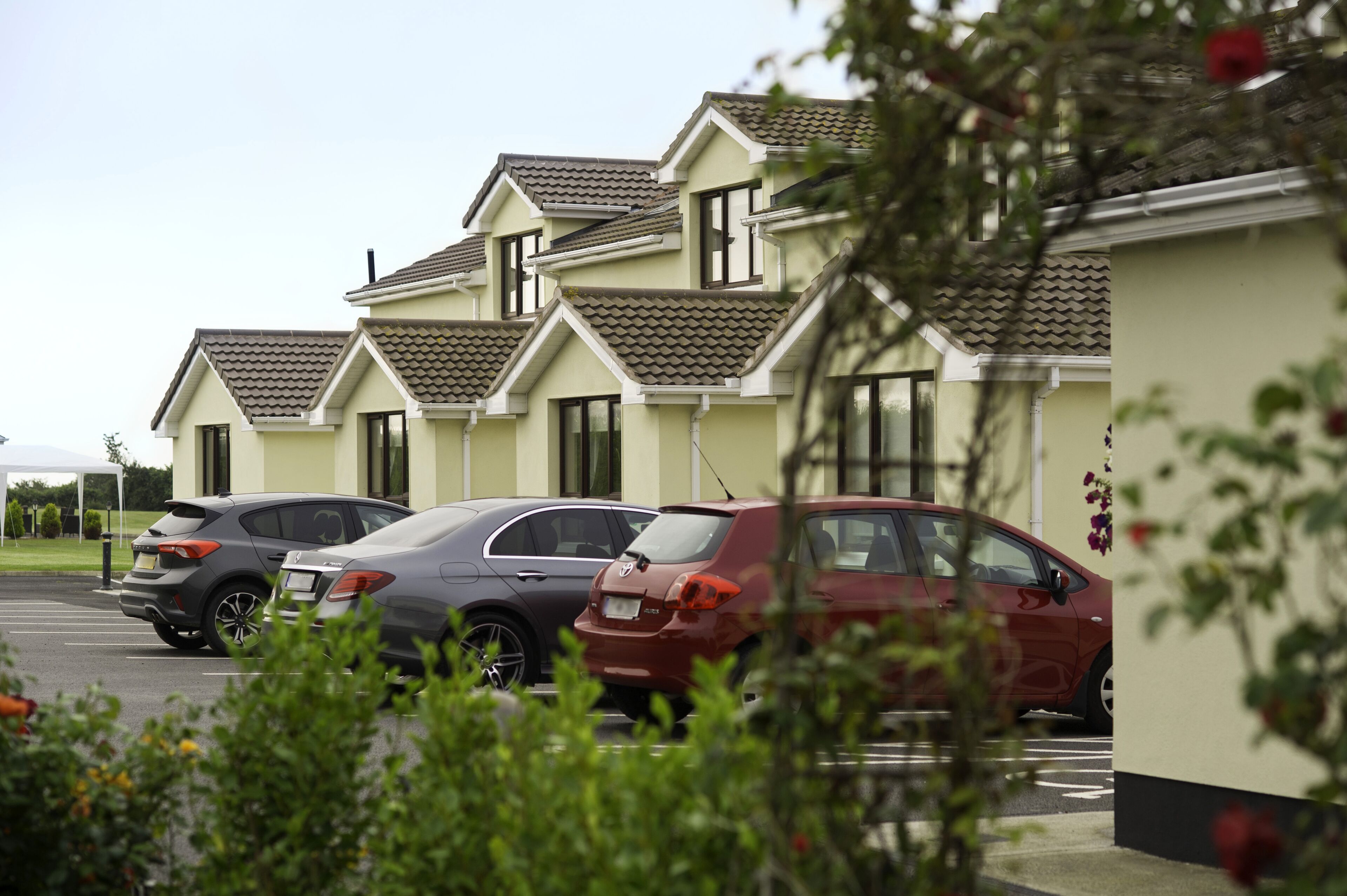 Photo - Hillview House