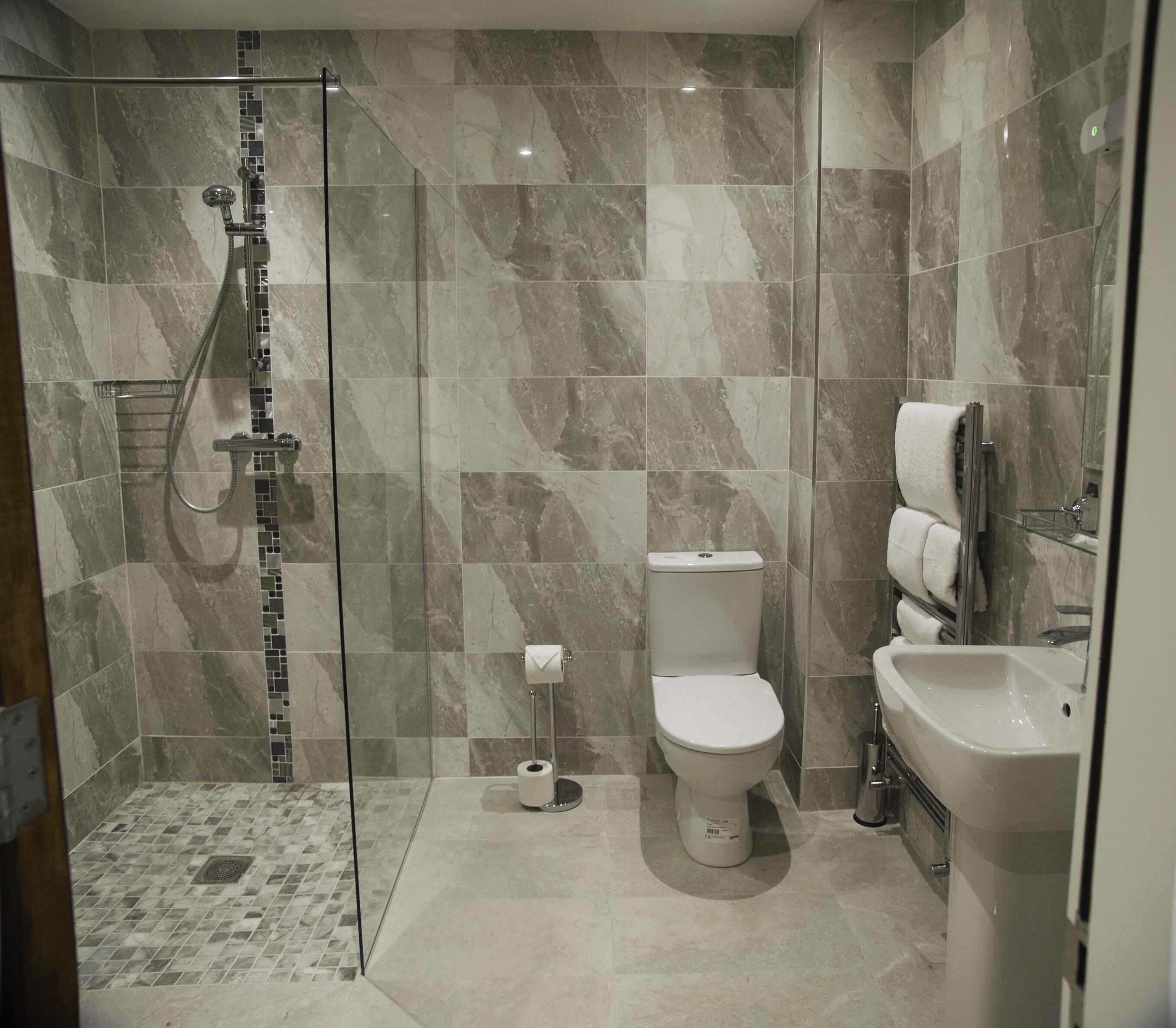 Photo - Hillview House