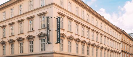 Fachada da propriedade