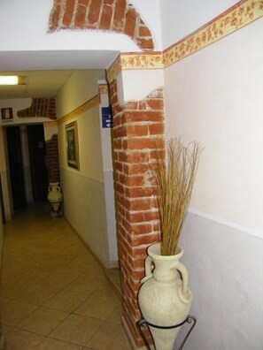 Hallway - Hotel Cavallo Bianco (Novara)