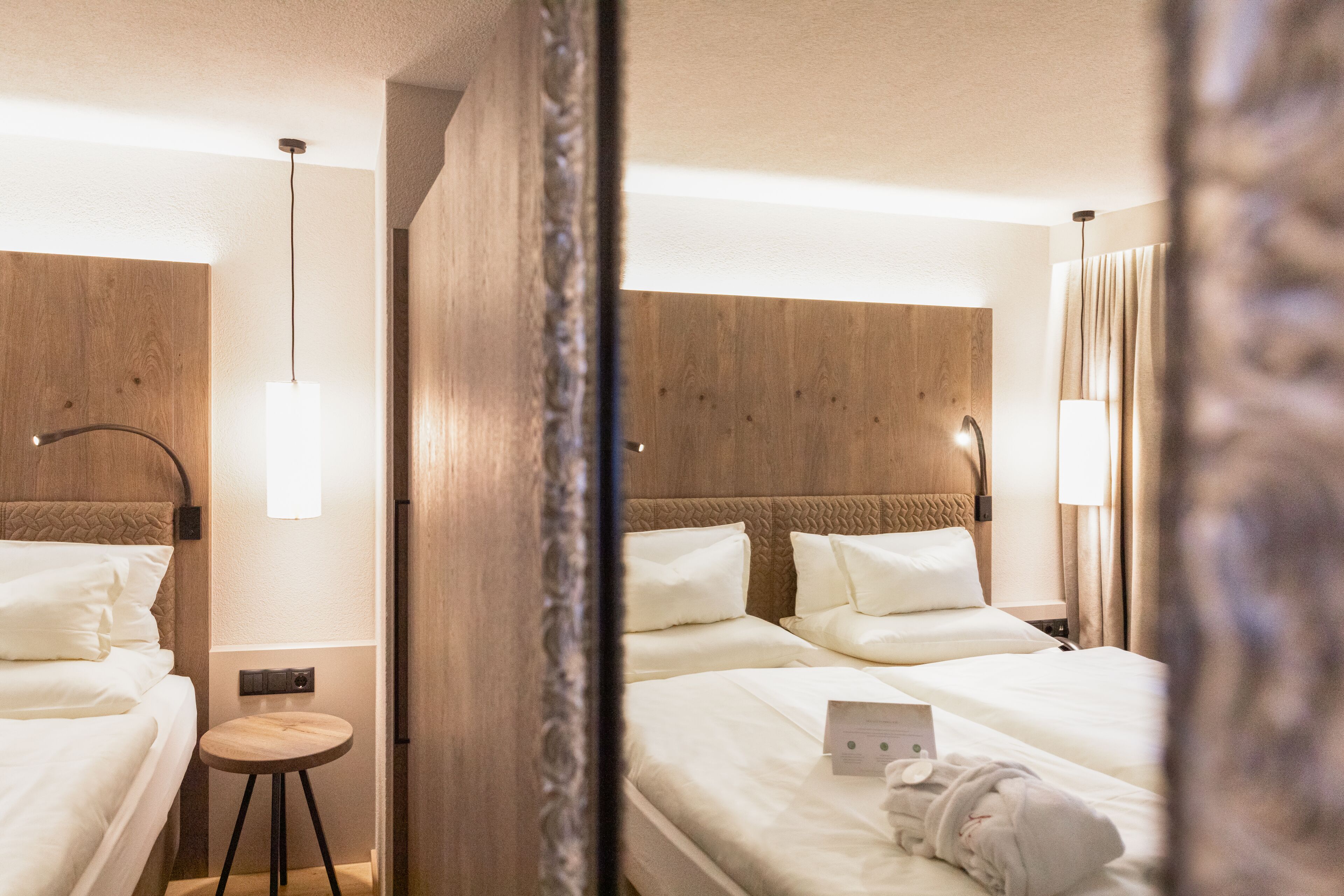 standard double room | premium bedding, minibar, in-room safe, desk