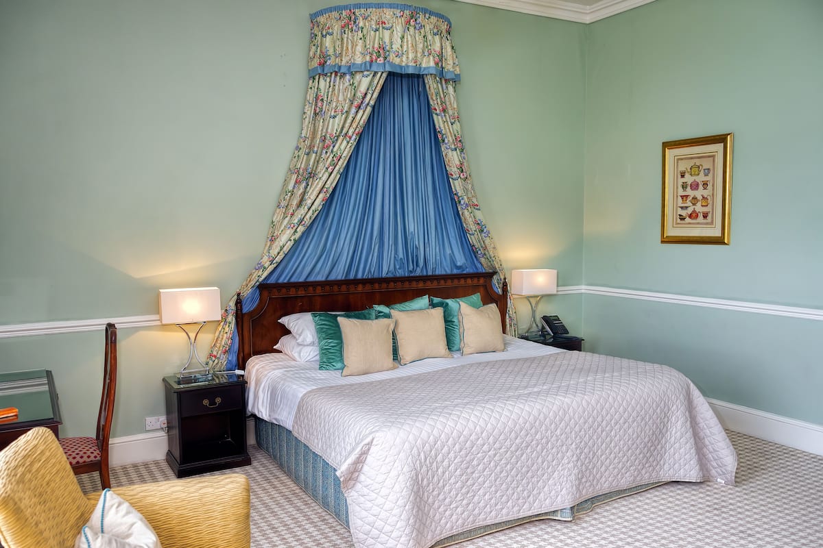 Superior Double Room | Premium bedding, individually decorated, individually furnished, desk