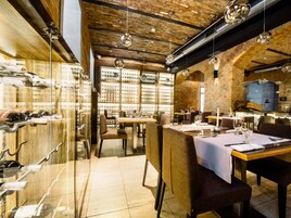 Frokost, lunsj og middag serveres