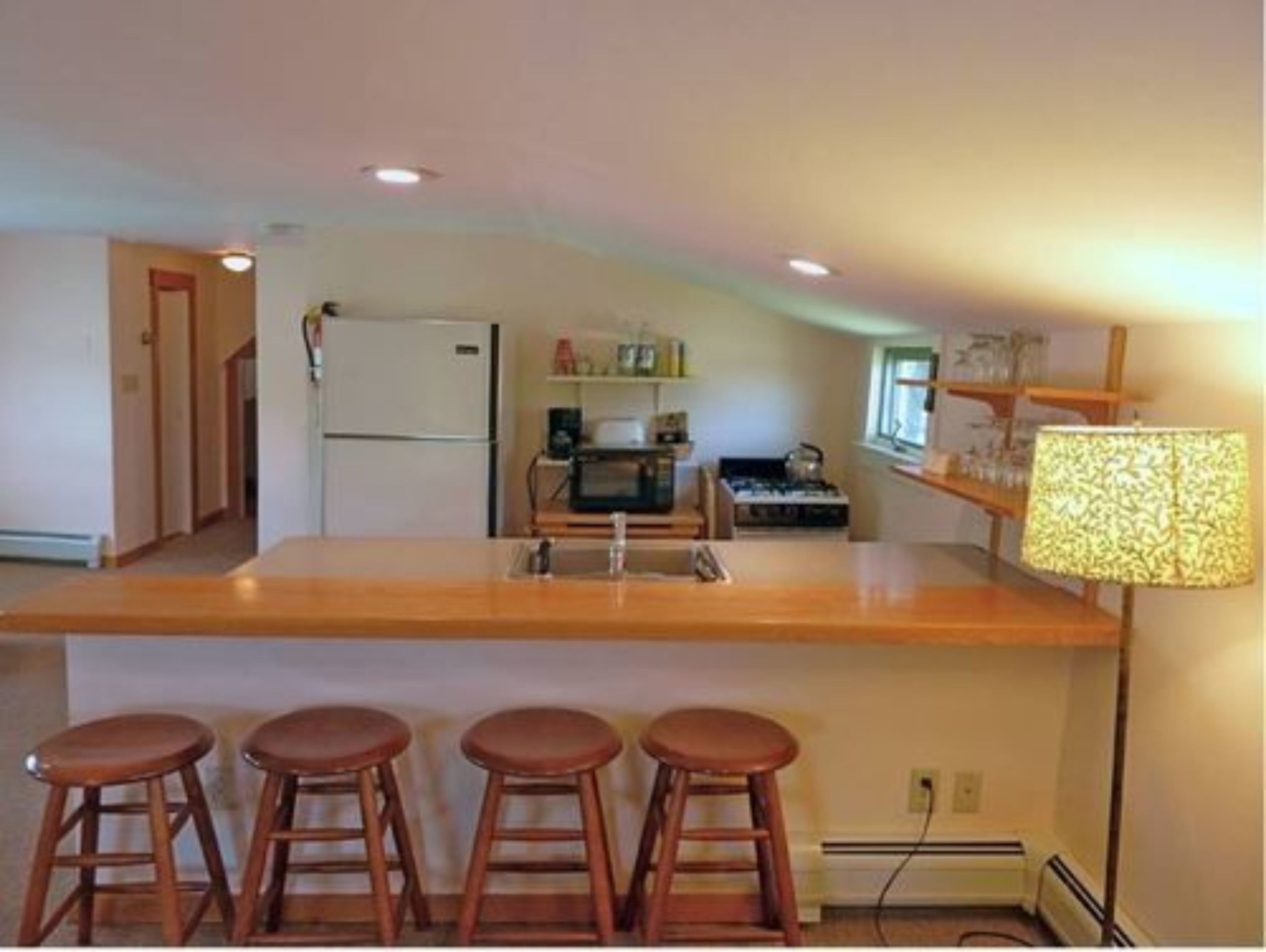 cottage | individually decorated, travel cot, free wifi, bed sheets