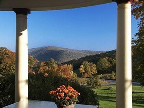 Mountain view - Margaretville Mtn Inn B&B and Village Suites (Margaretville)
