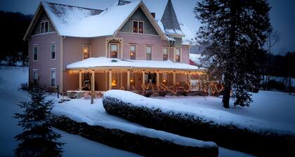 Margaretville Mtn Inn B&B and Village Suites