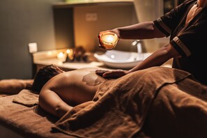 Salas de tratamiento para parejas, baño de vapor y baño turco o hammam