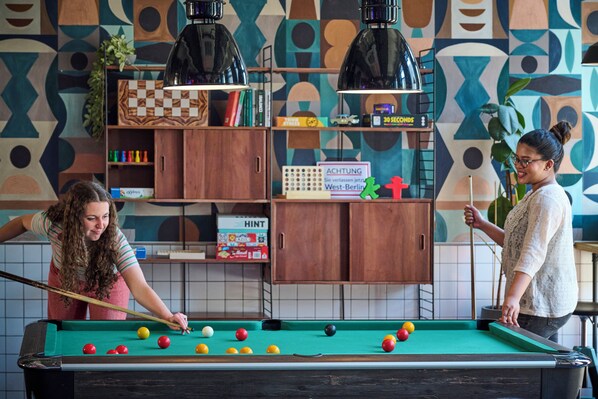 غرفة الألعاب