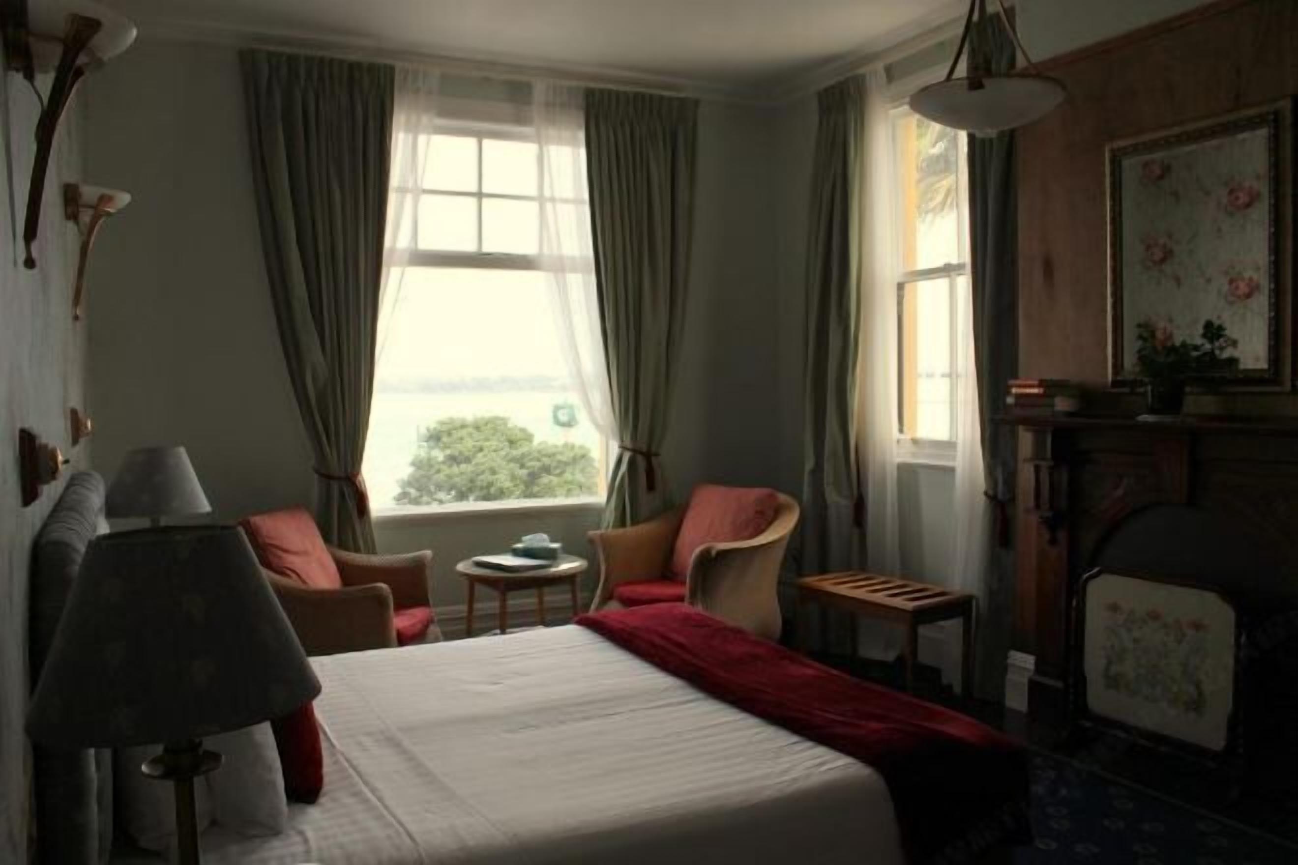 Premium bedding, individually decorated, individually furnished, desk