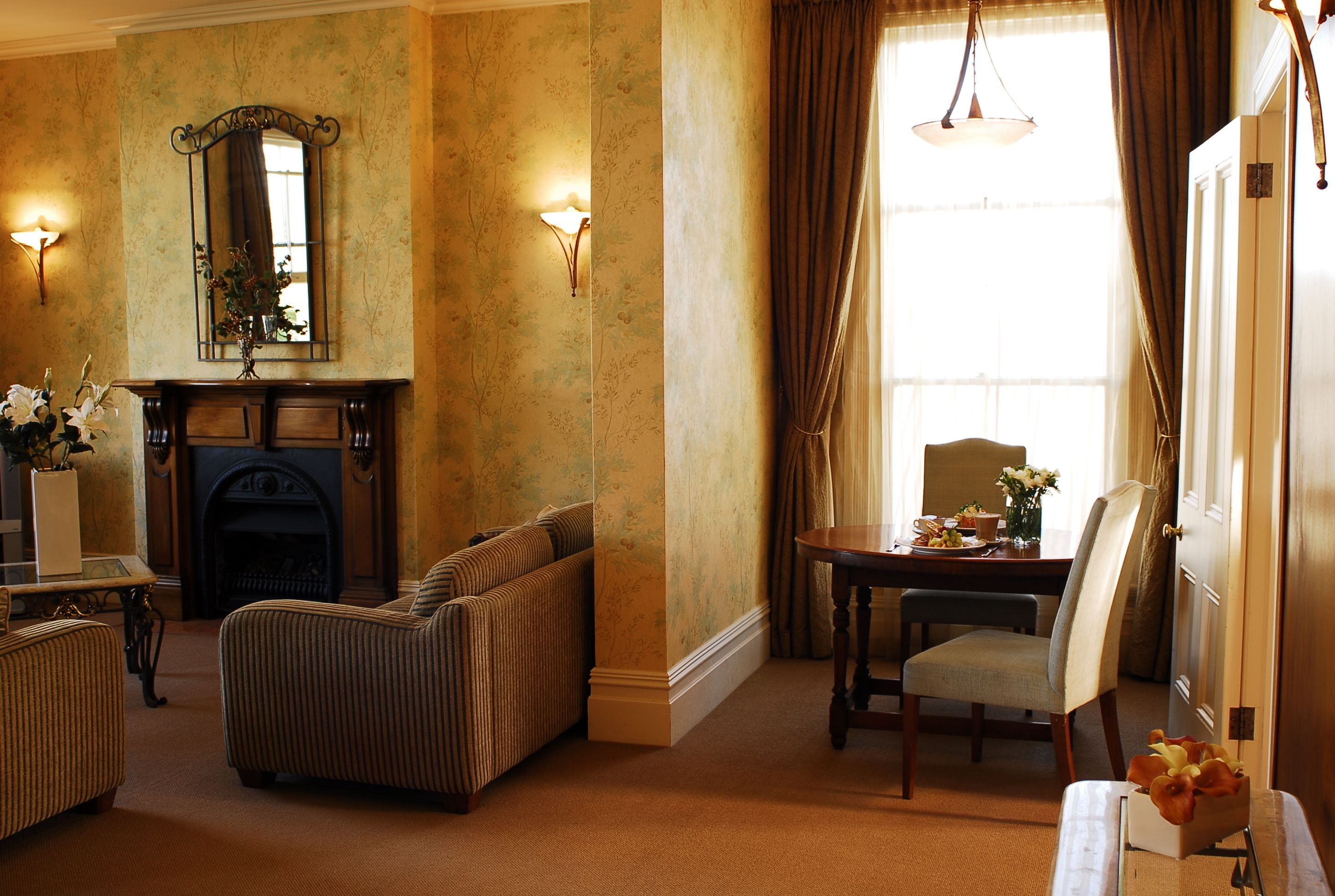 Photo - The Esplanade Hotel