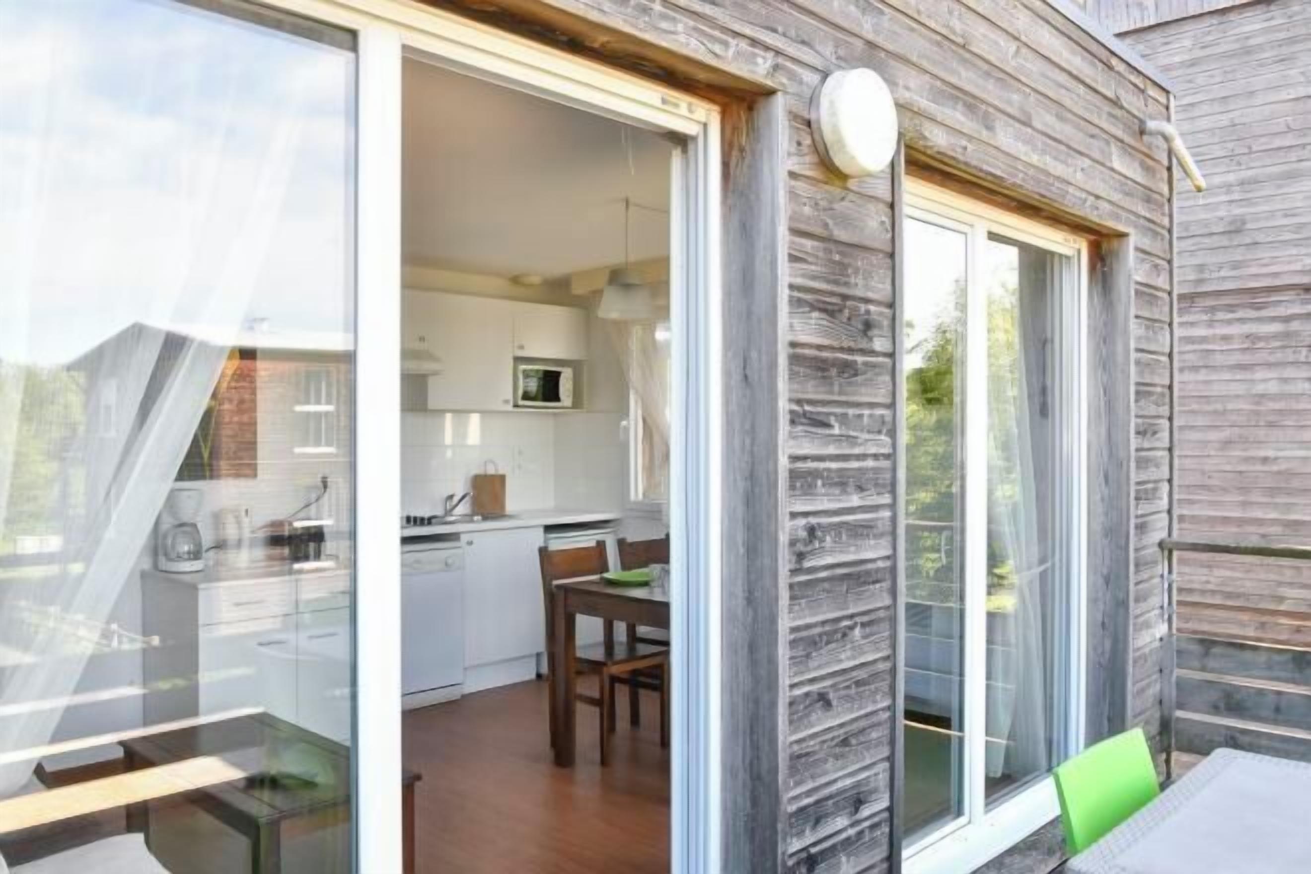 熨斗/熨板、免费婴儿床