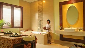 Phòng trị liệu đôi, trị liệu toàn thân, liệu pháp hương thơm