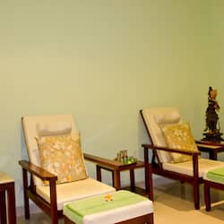 Couples treatment room(s), body treatments, aromatherapy
