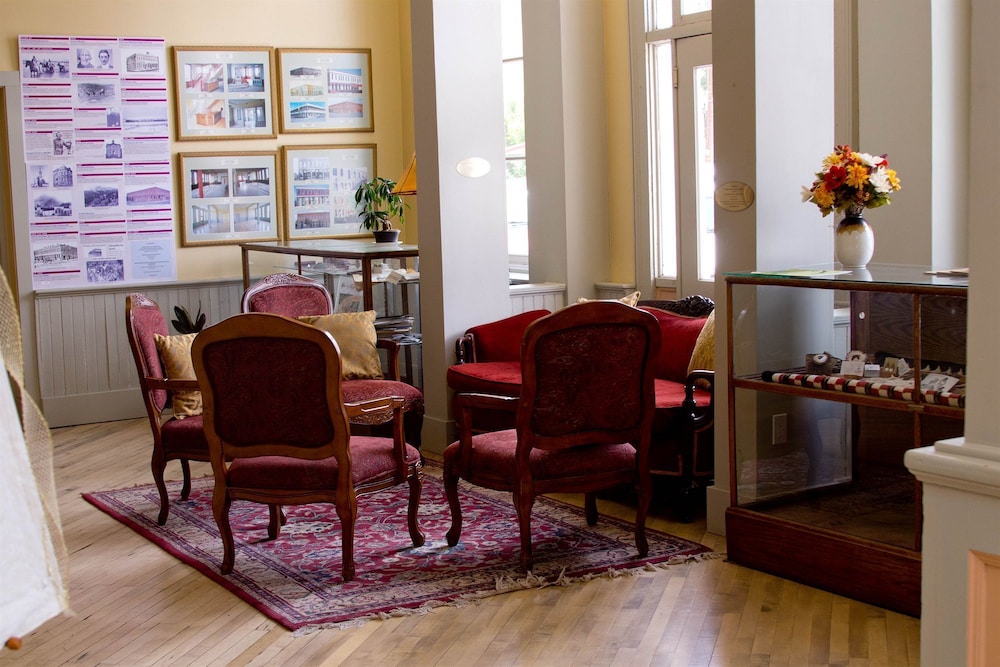 The Windsor Hotel by null