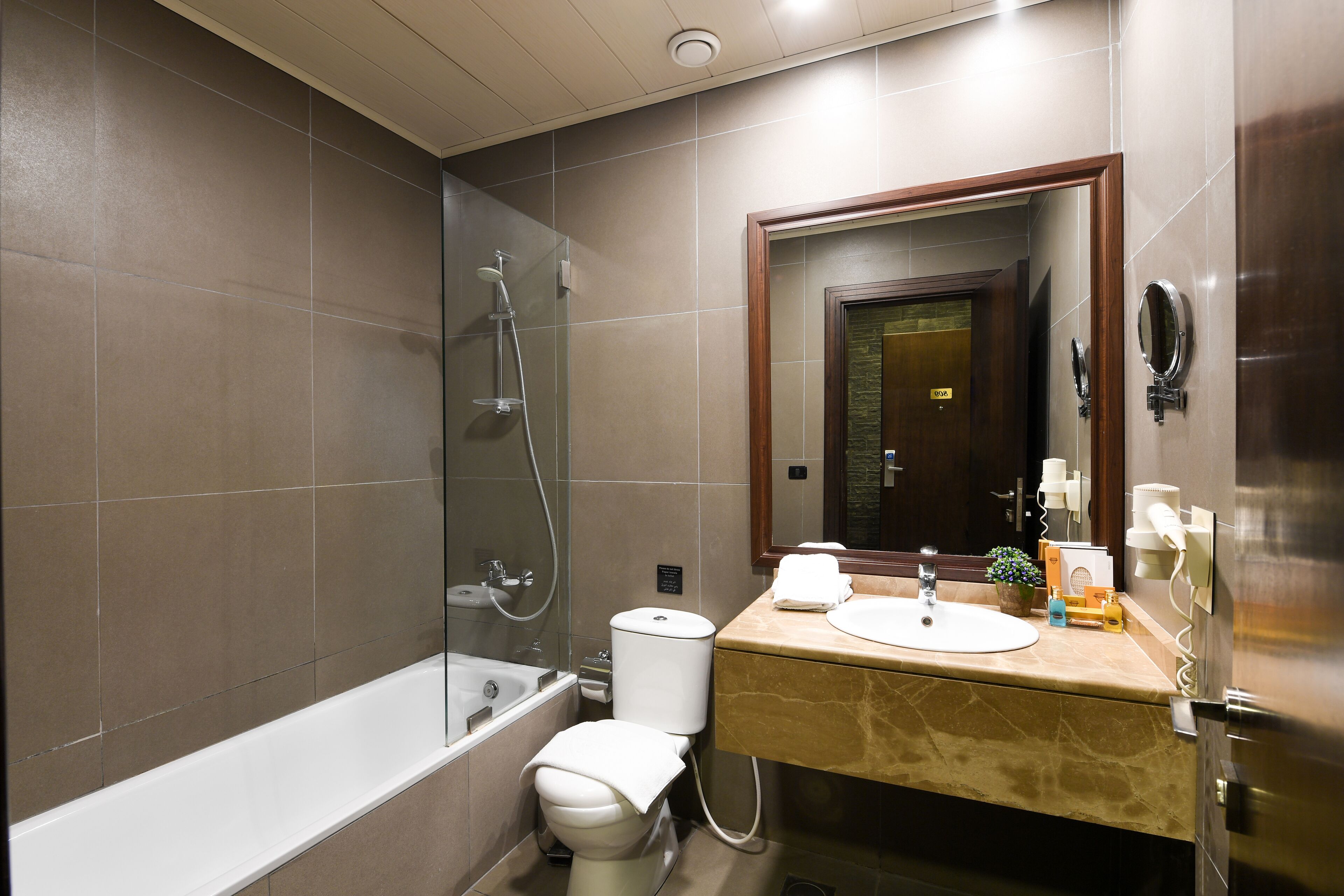 family suite, 2 bedrooms, accessible, mountain view | bathroom | free toiletries, hair dryer, bathrobes, slippers
