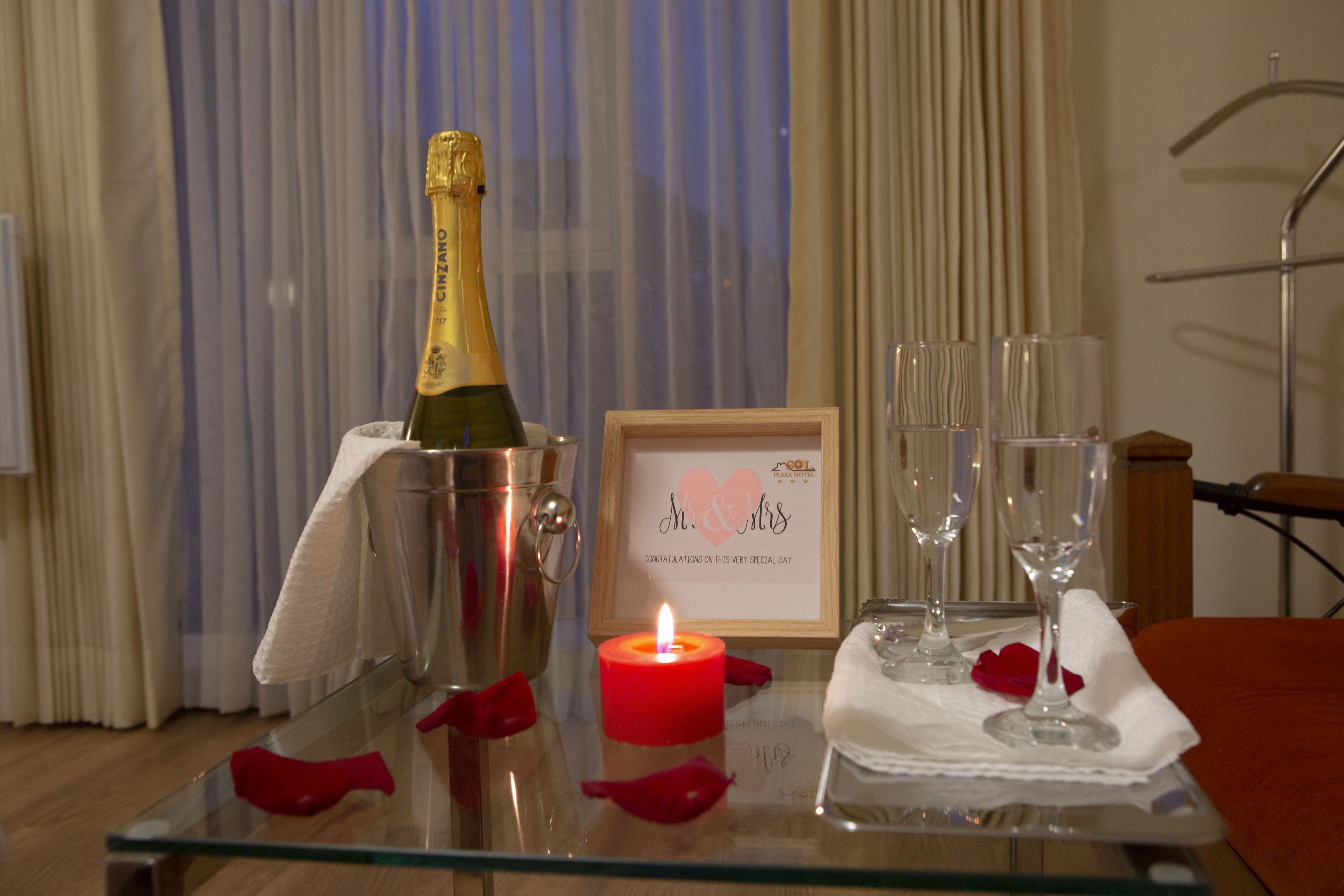 double room | champagne service