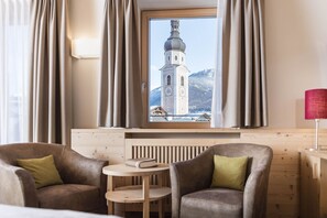 Deluxe Double Room, 1 Double Bed | In-room safe, desk, free WiFi, bed sheets - Hotel Villa Kastelruth (Castelrotto)