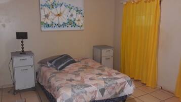 Private Double Ensuite/Wheelchair Access