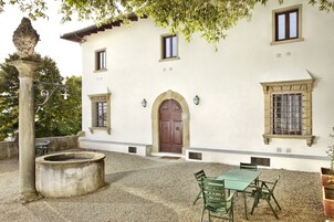 Área de parrillas y picnic