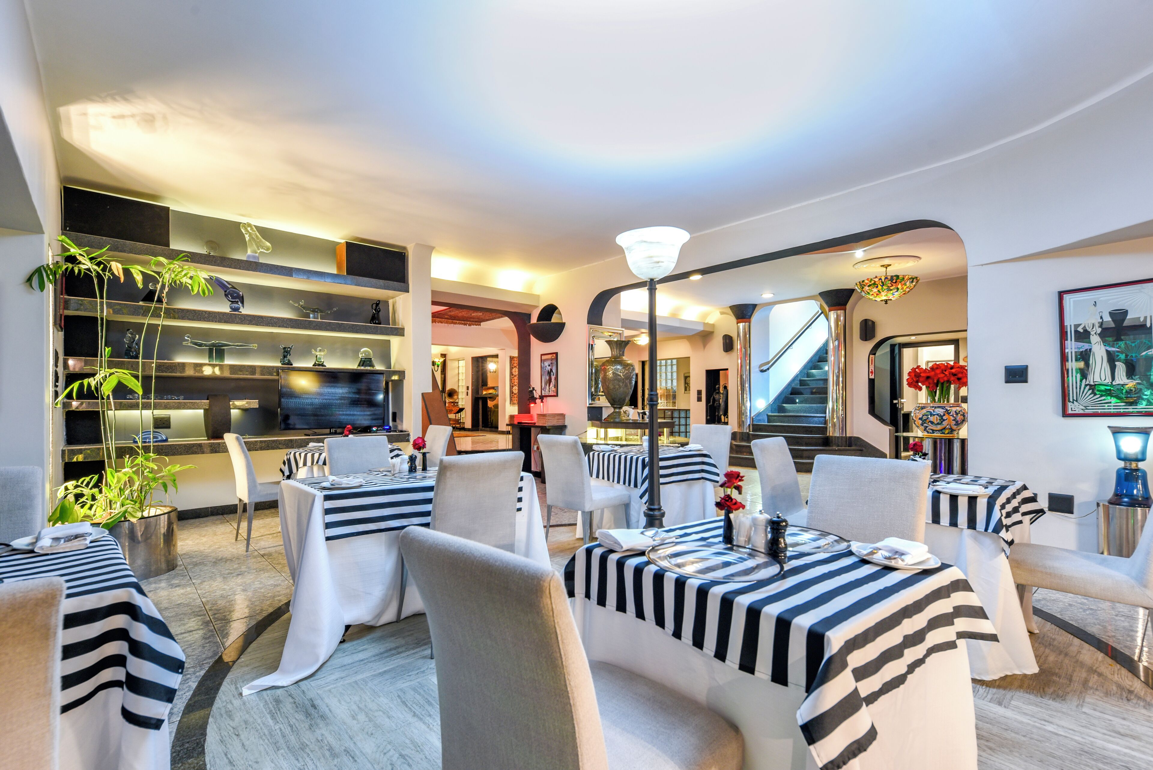 Free daily full breakfast