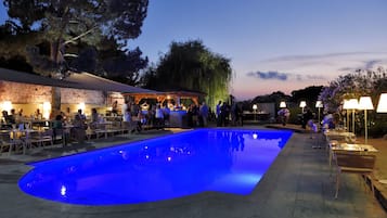 2 outdoor pools, open 9:00 AM to 8:00 PM, pool umbrellas, sun loungers