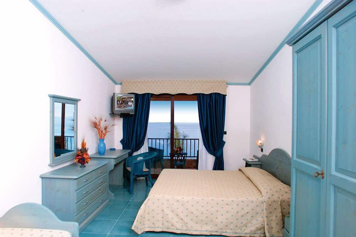Dreibettzimmer