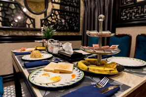 Daily local cuisine breakfast for a fee