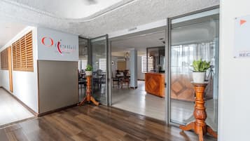 Breakfast, lunch, dinner served; local and international cuisine