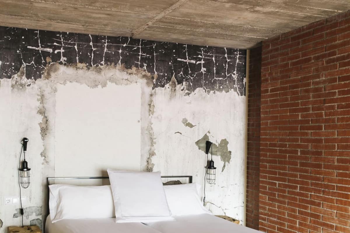 In-room safe, iron/ironing board, cribs/infant beds, free WiFi