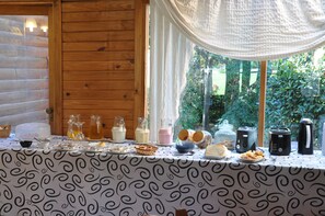 Petit déjeuner compris tous les jours