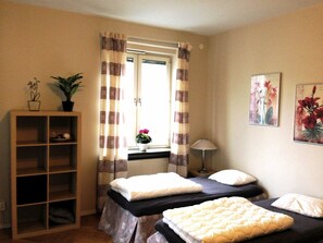 Triple Room, Shared Bathroom