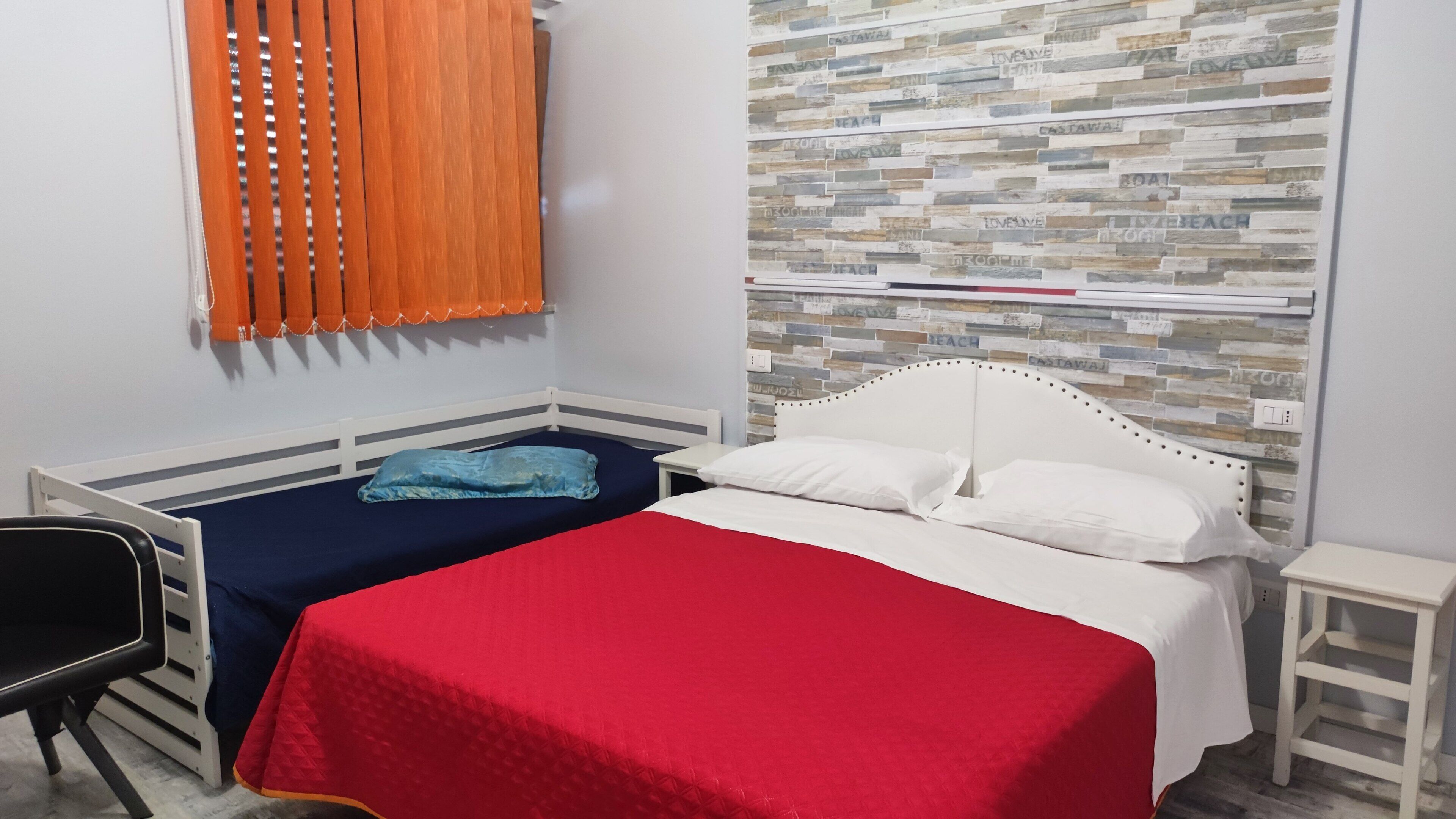 Biancheria da letto di alta qualità, materassi a doppio strato