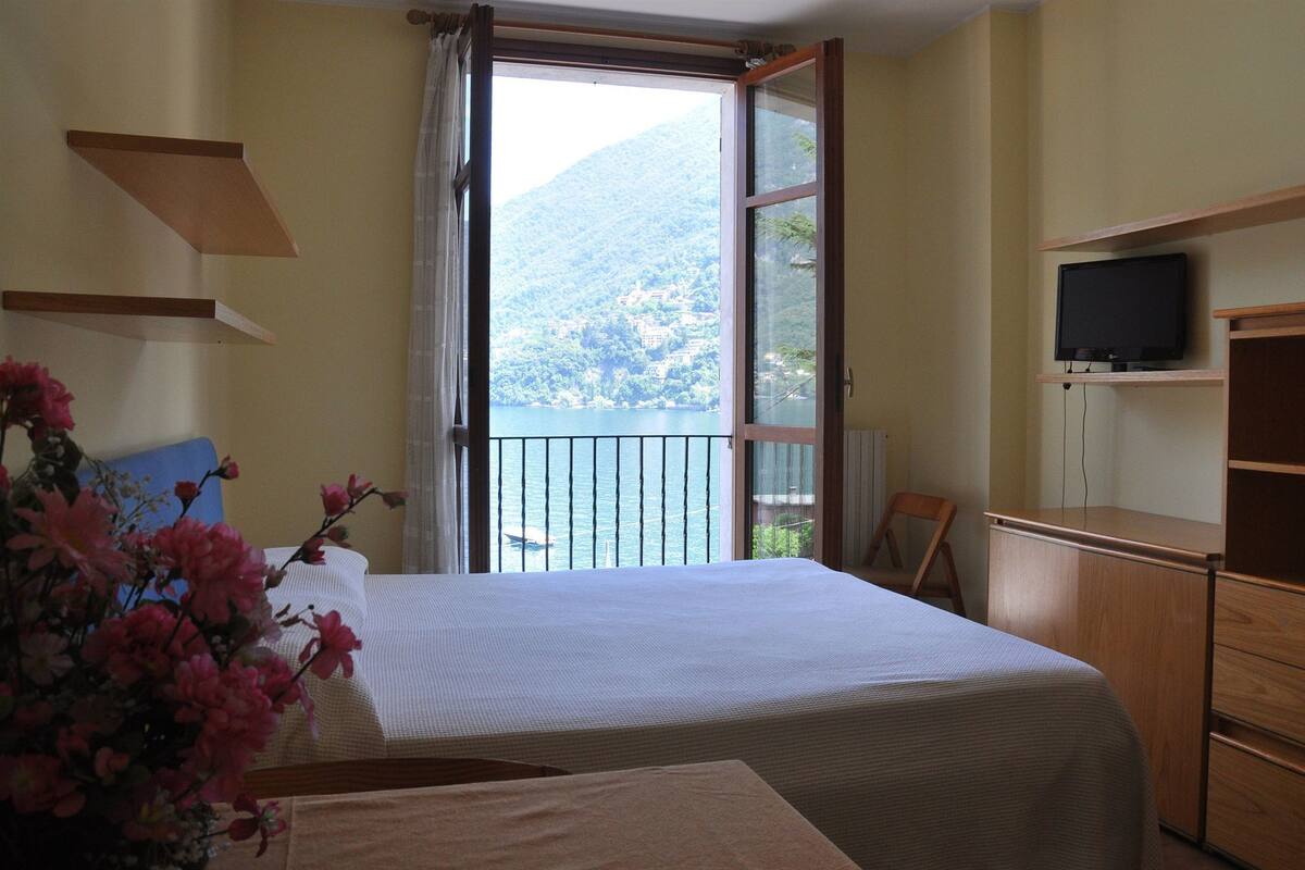 Double Room Single Use | WiFi (free)