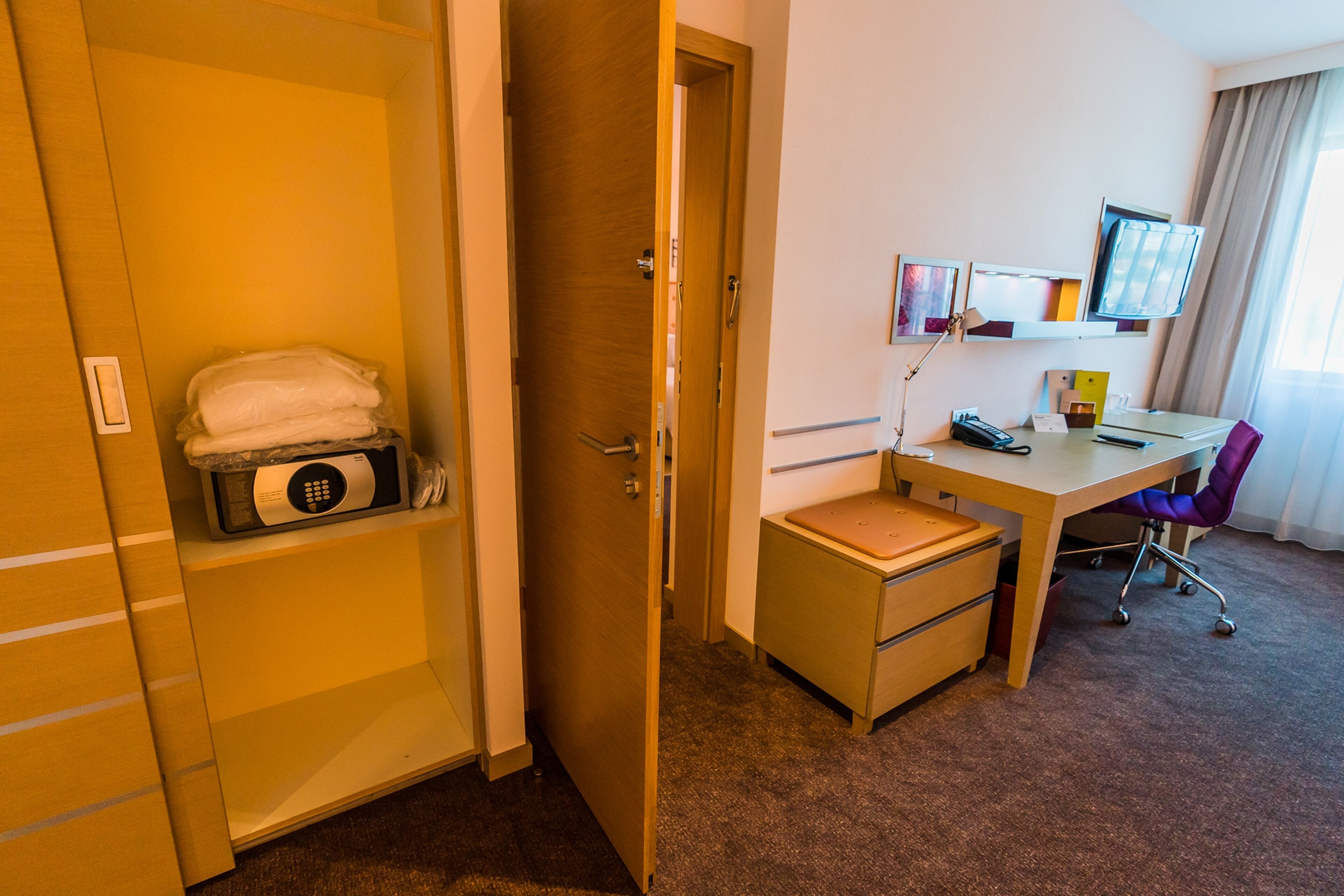 hypo-allergenic bedding, pillow-top beds, minibar, in-room safe