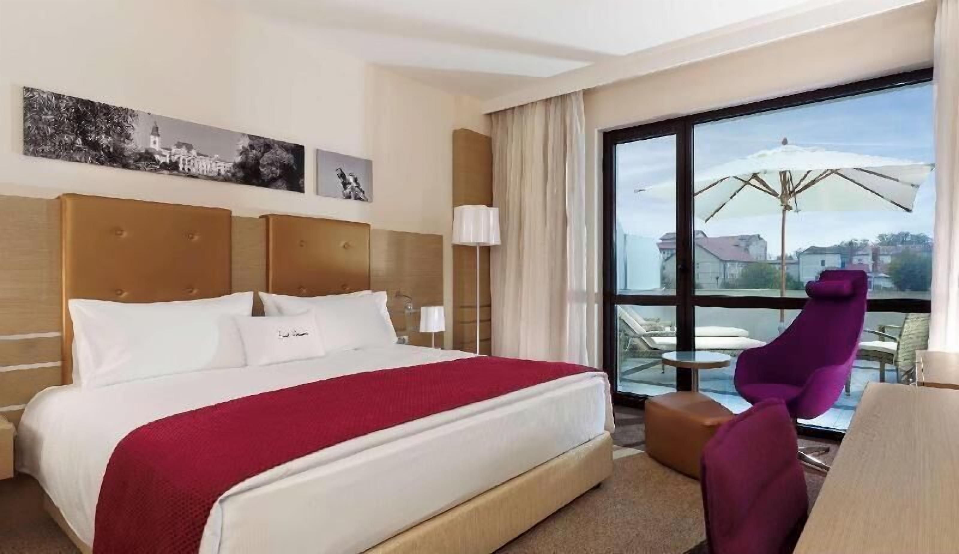 Hypo-allergenic bedding, pillowtop beds, minibar, in-room safe