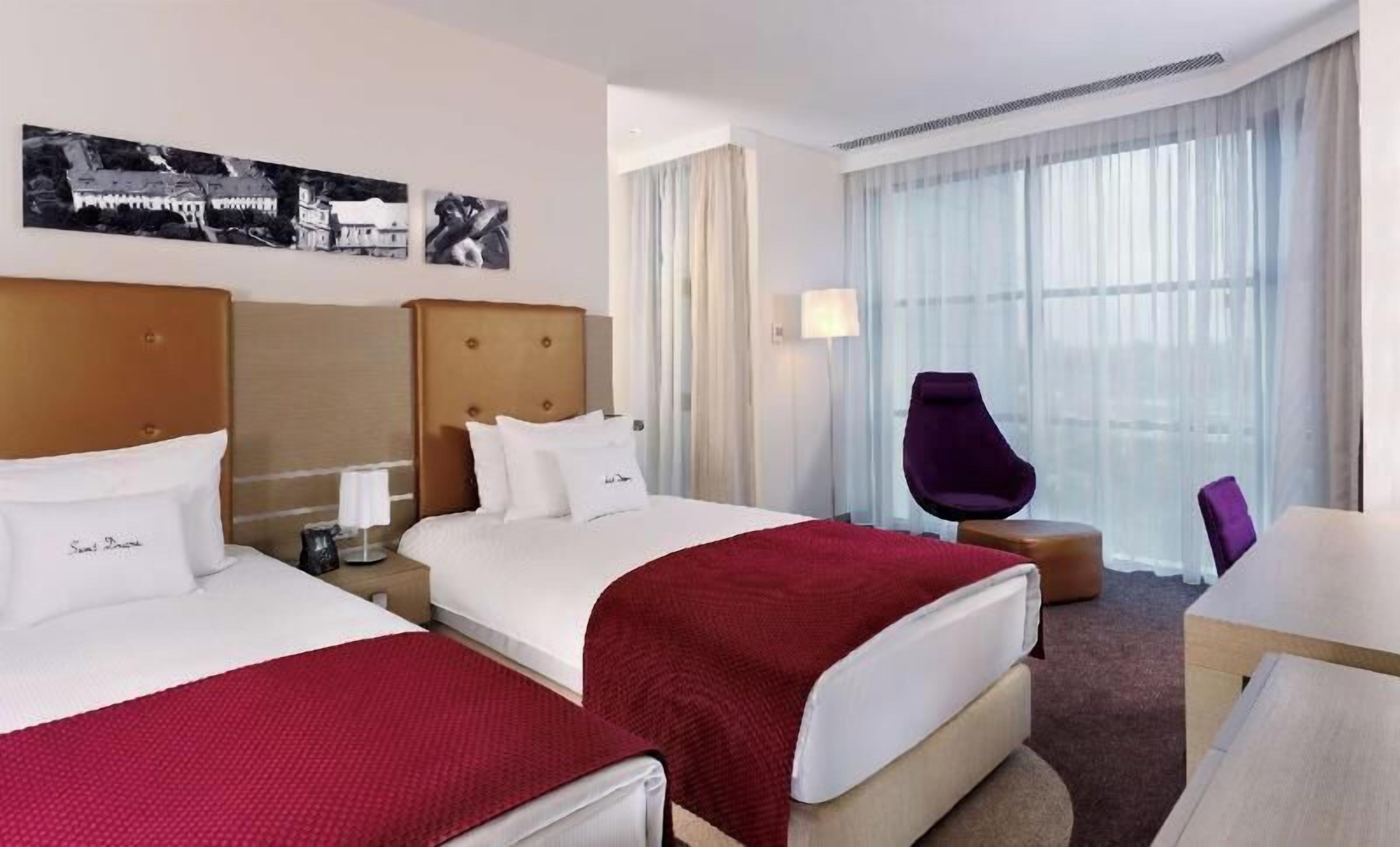 Hypo-allergenic bedding, pillowtop beds, minibar, in-room safe