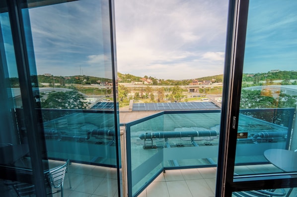 Habitación Deluxe, 1 cama de matrimonio grande, balcón | Vistas del balcón