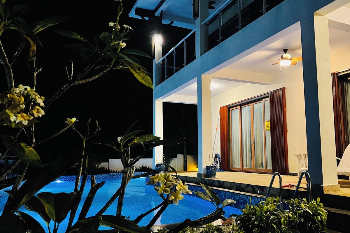 In-room safe, individually furnished, desk, blackout drapes