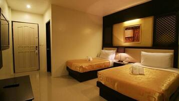 Superior Twin Room | Desk, free WiFi
