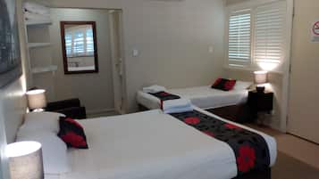 Strykejern/-brett, barnesenger, wi-fi (inkludert) og sengetøy