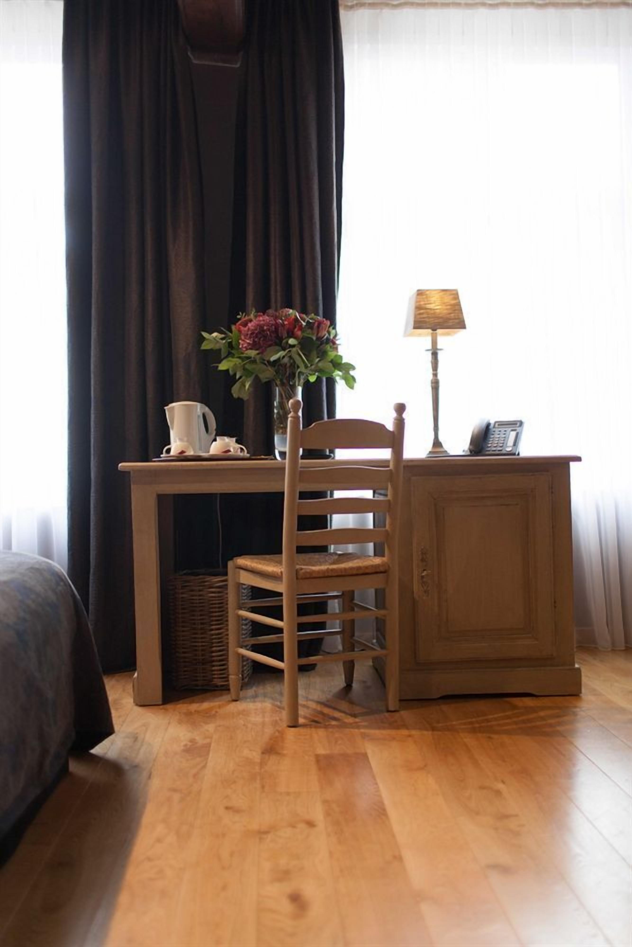 triple room | room amenity