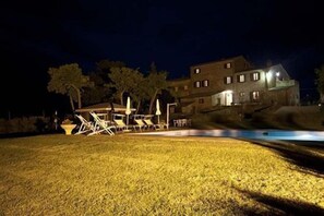 Exterior - Fattoria Le Giare (Cortona)