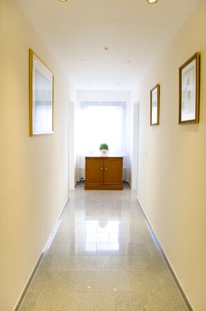 Interior detail - Hotel Kölner Hof Refrath (Bergisch Gladbach)
