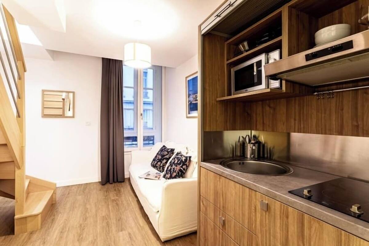 Appartement Duplex | Décoration personnalisée, ameublement personnalisé, bureau