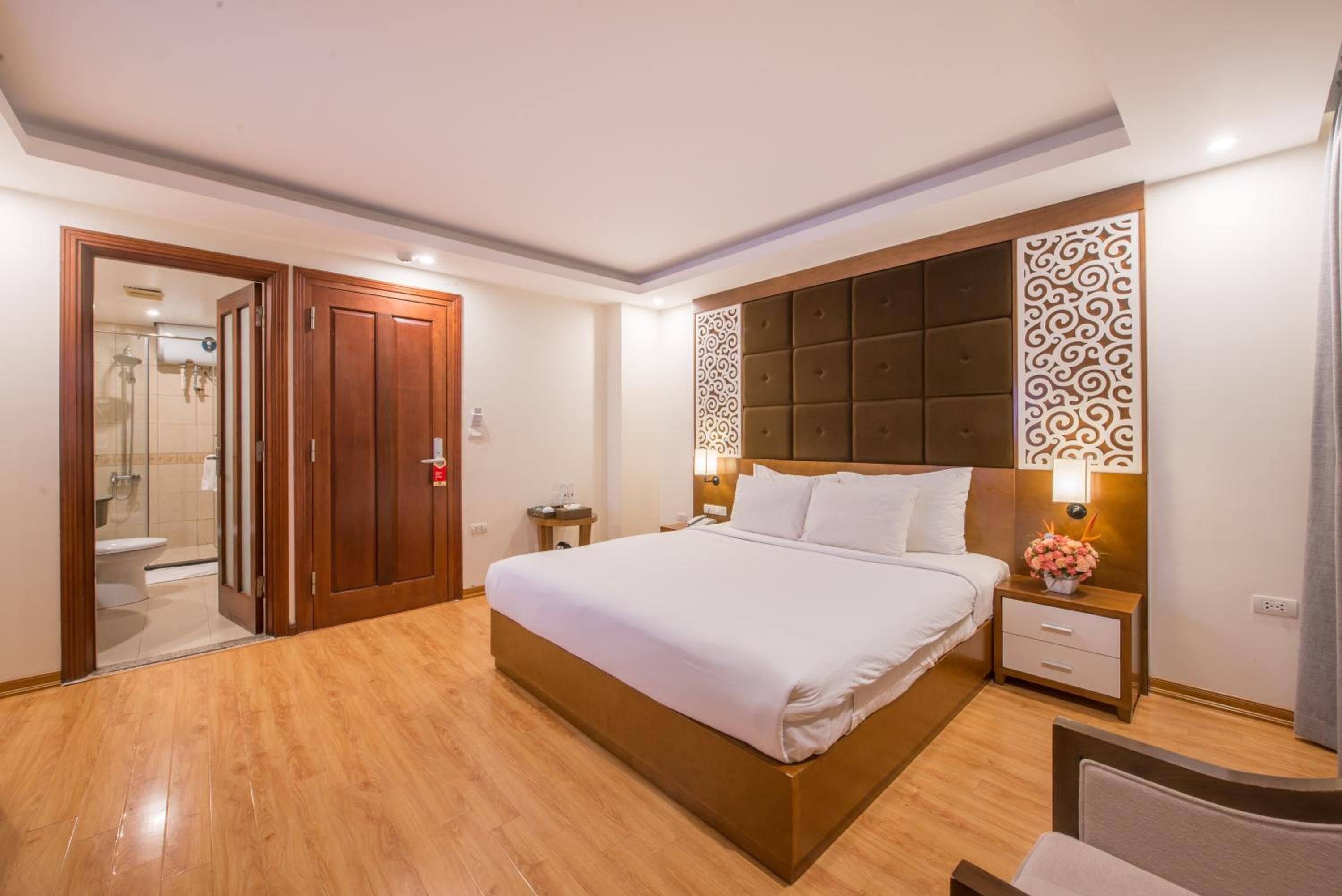 minibar, in-room safe, soundproofing, free wifi