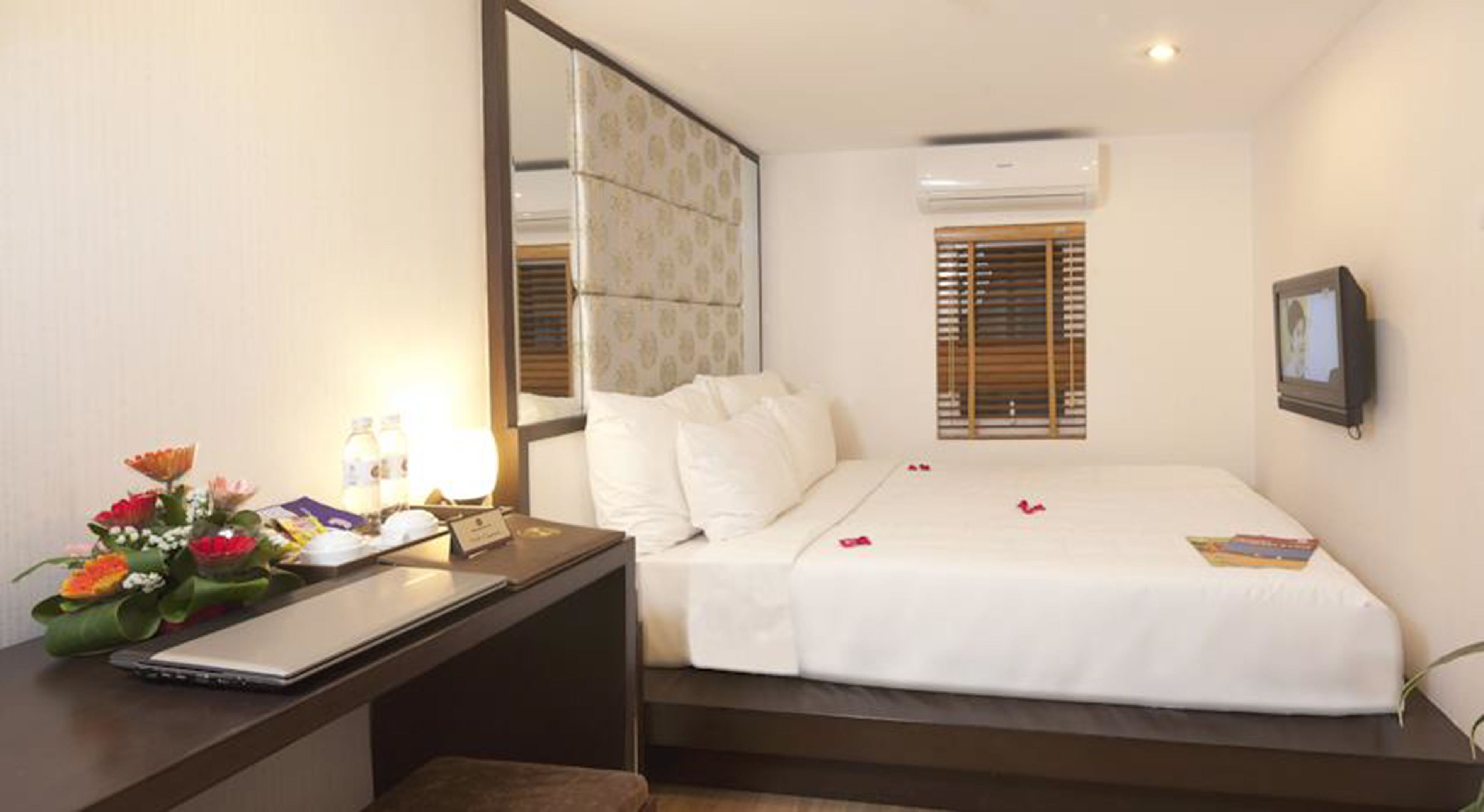 Habitación superior | Minibar, caja fuerte, sistema de insonorización y wifi gratis