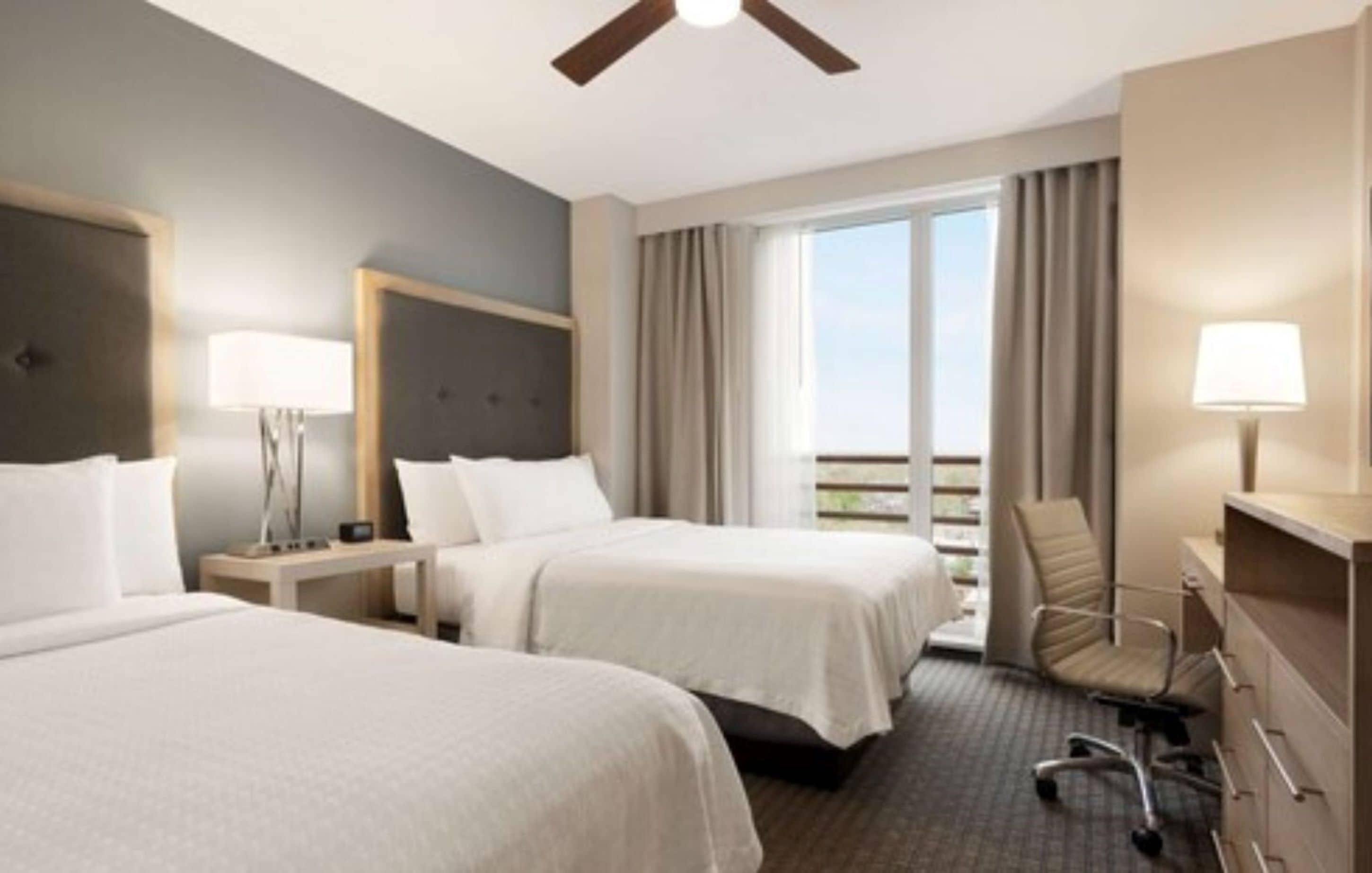 suite, accessible, non smoking | premium bedding, blackout curtains, iron/ironing board